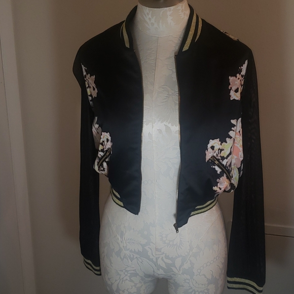 Jacket - Picture 4 of 7